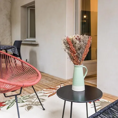 Escapade Dacquoise * דקס