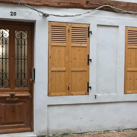 Escapade Dacquoise *