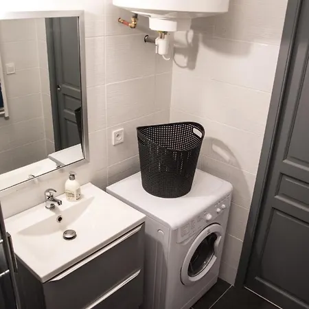 Escapade Dacquoise *