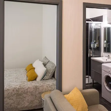 Escapade Dacquoise דקס